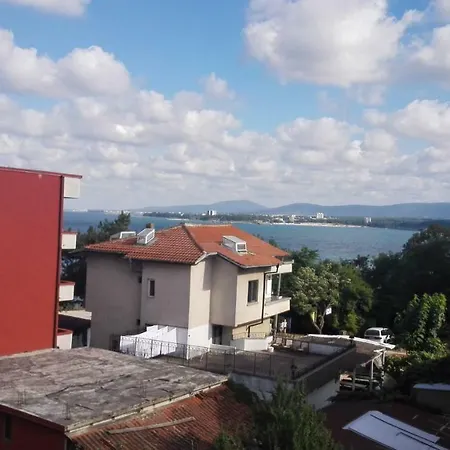 Guest house Stoyanovi Primorsko