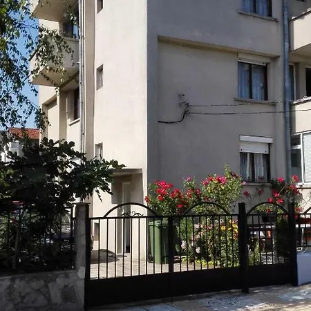 Stoyanovi Guest house