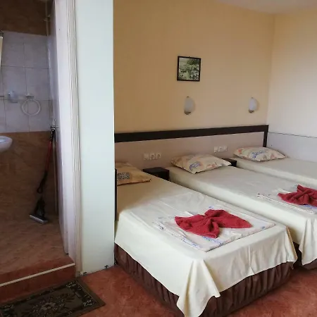 Guest house Stoyanovi Primorsko